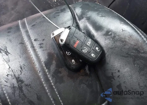 2021 Chrysler 300 300S из США, поврежденный, VIN 2C3CCABG4MH525718